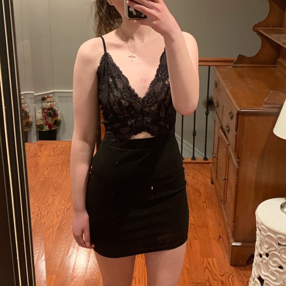 black lace cutout bodycon dress